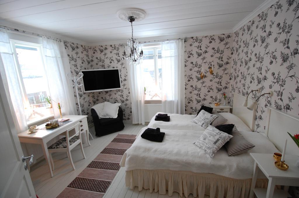 Brunnsgarden Bed & Breakfast Skellefteå Zimmer foto